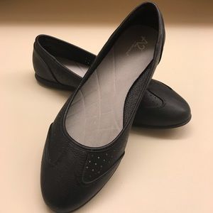 Aerosoles A2 Breathable Black Flats Size 9